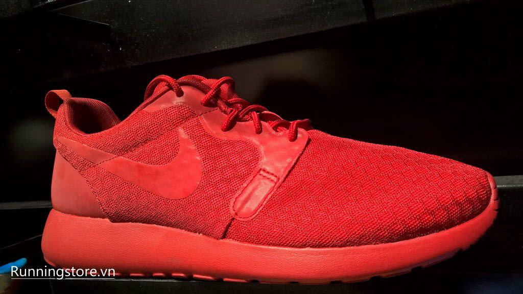 nike roshe one hyperfuse red